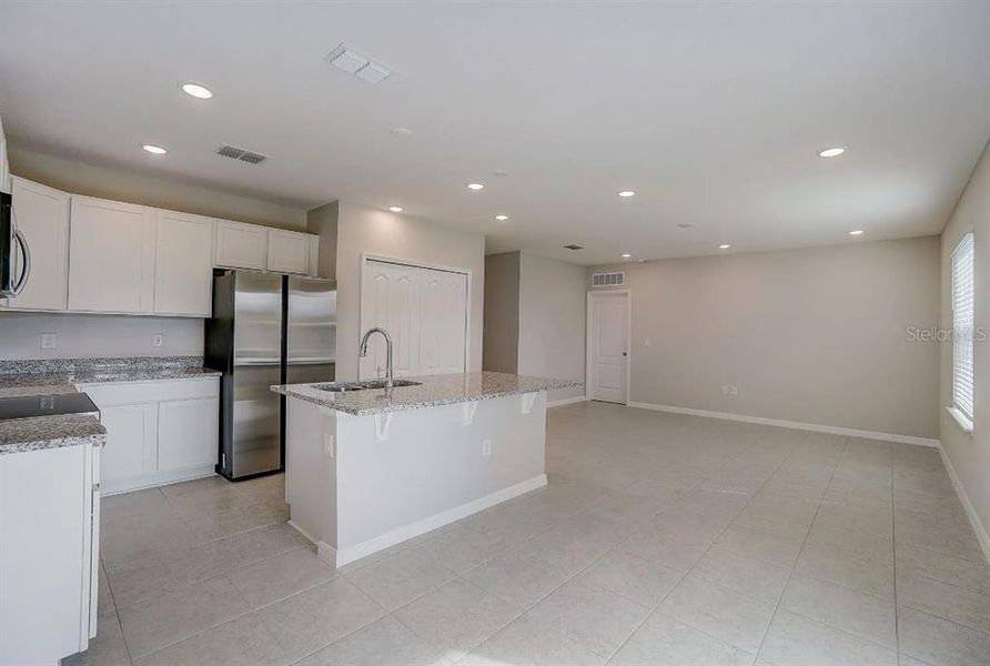Furnished interior view inside a new home in Royal Highlands, Weeki Wachee (Image 6).