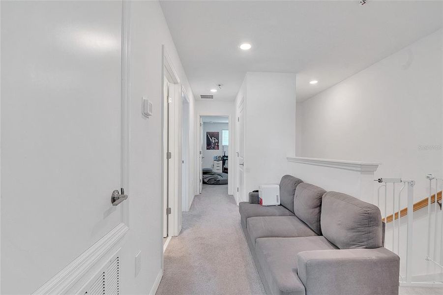 Image 33 of a home in .