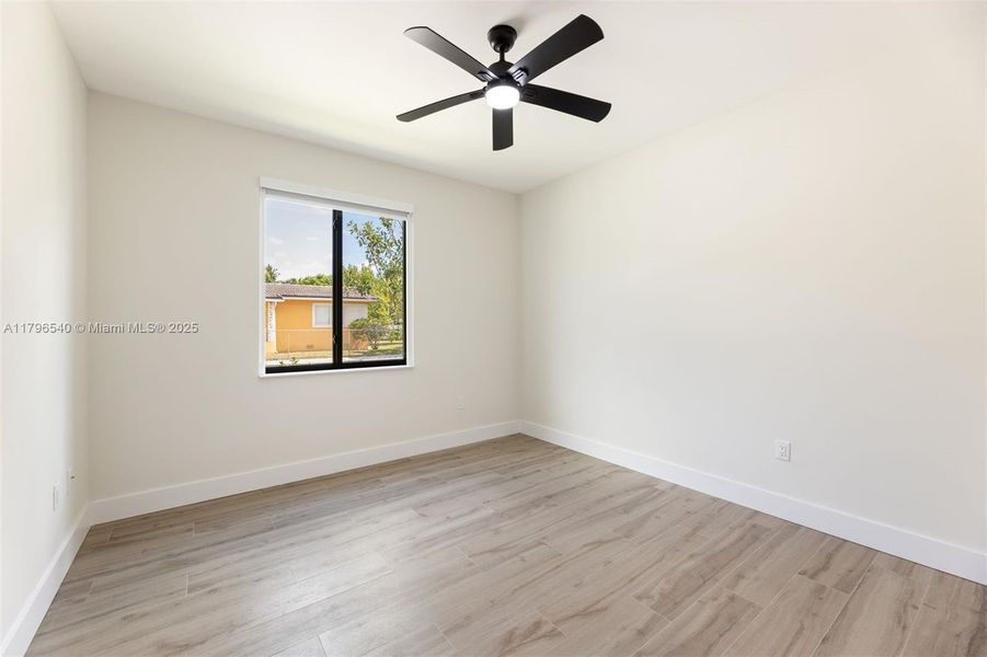 Spacious, unfurnished interior of a new home in , Miami (Image 35).