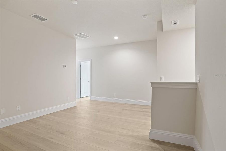 Spacious, unfurnished interior of a new home in , Apopka (Image 41).
