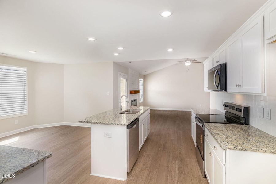 007_img_8523-edit_928