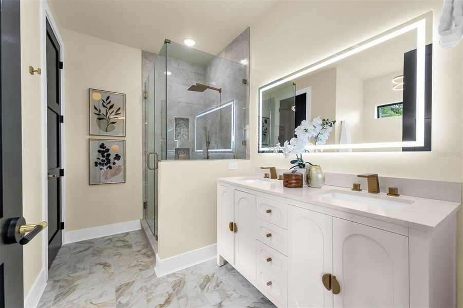 Furnished interior view inside a new home in , Orlando (Image 6).