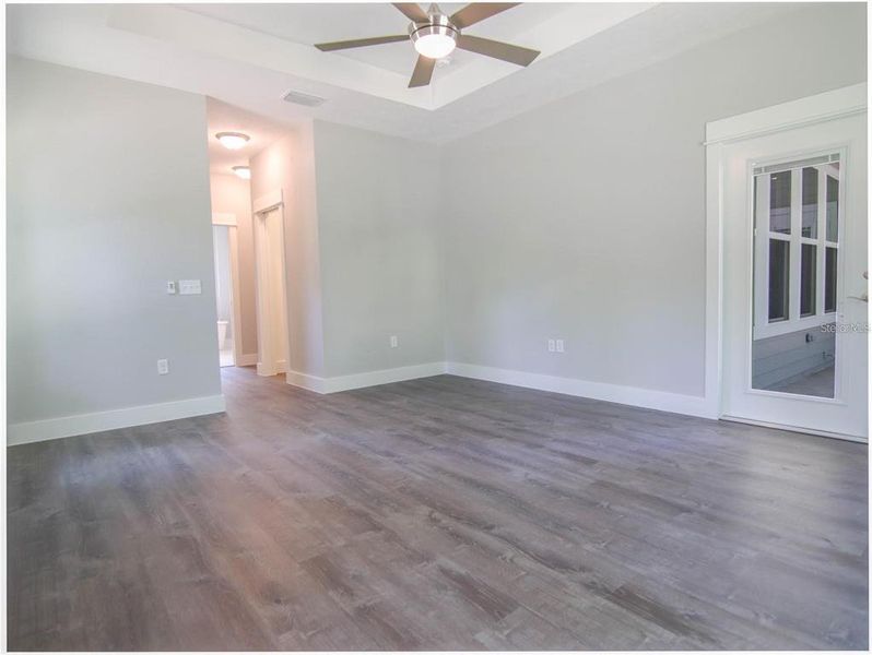 Spacious, unfurnished interior of a new home in , Lake City (Image 17).