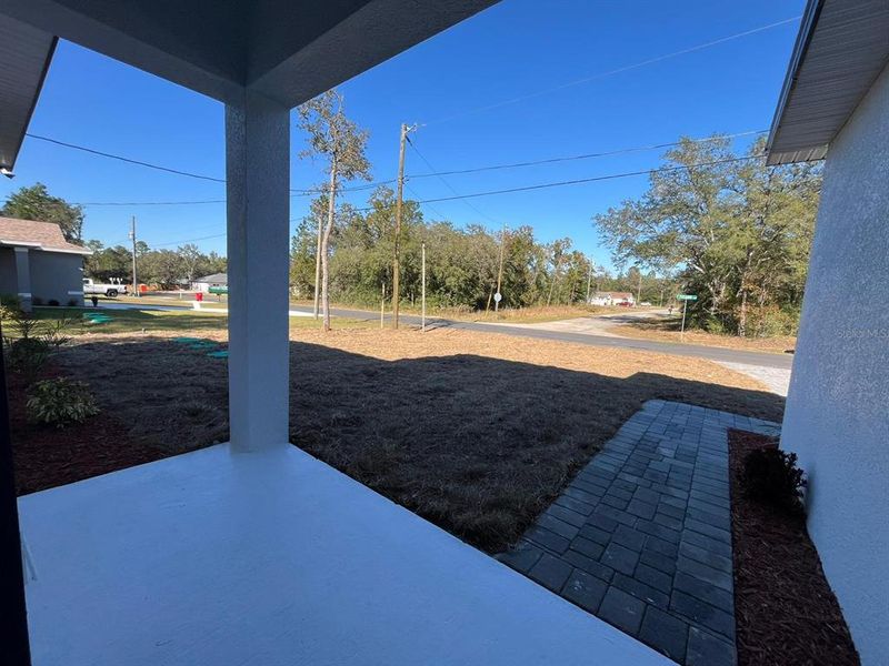 Exterior details and patio area of a home in , Citrus Springs (Image 20).