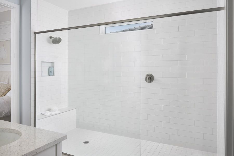 Representative interior finishes for a home built from the Seabranch by Mattamy Homes in Wellen Park, Venice (Image 16).