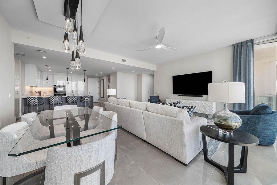 015-220LakeShoreDrive-1107-LakePark-FL-3 015-220LakeShoreDrive-1107-LakePark-FL-3