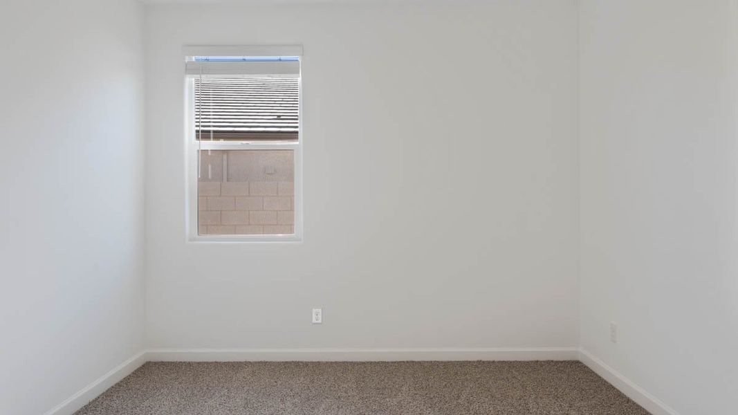 Spacious, unfurnished interior of a new home in Magma Ranch Vistas, Florence (Image 27).