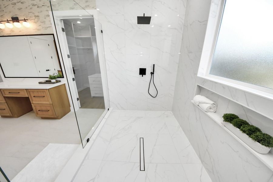 Image 47 of a home in .