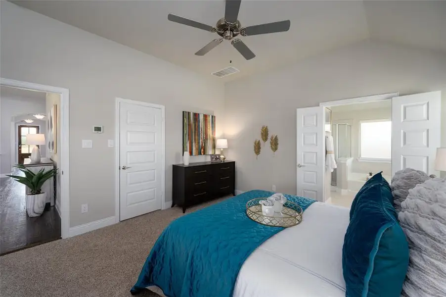 Furnished interior view inside a new home in Creekview Meadows, Pilot Point (Image 20).