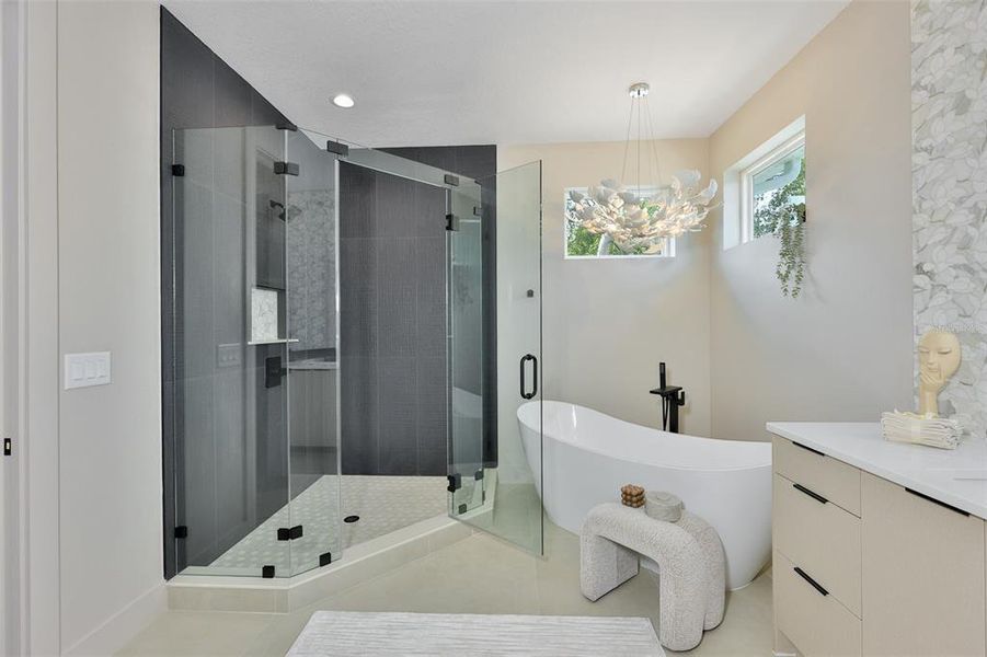 Furnished interior view inside a new home in , Tampa (Image 50).
