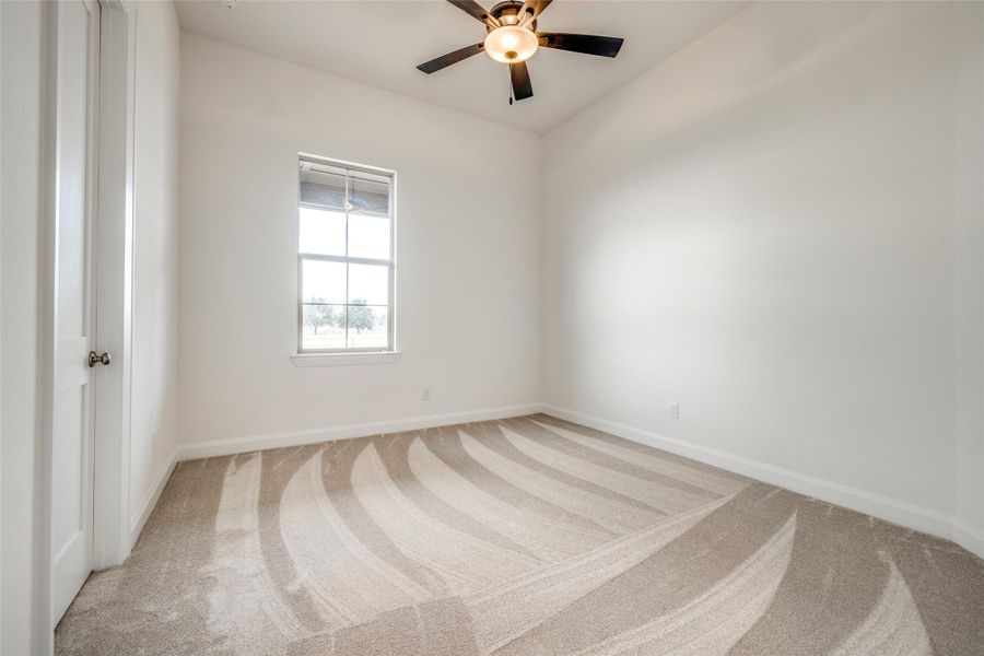 Spacious, unfurnished interior of a new home in Arborwood, Waller (Image 29).