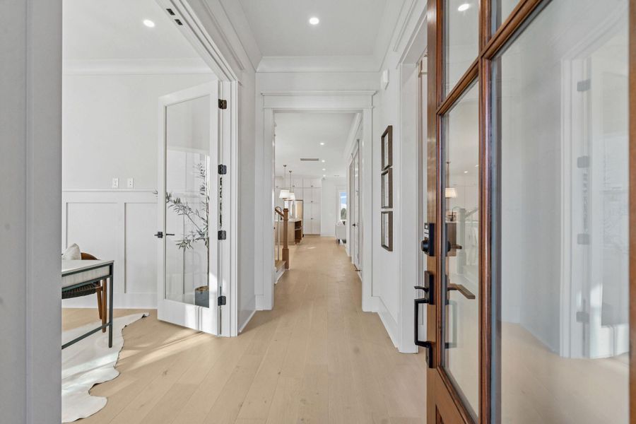 Furnished interior view inside a new home in , Johns Island (Image 77). Furnished interior view inside a new home in , Johns Island (Image 77).