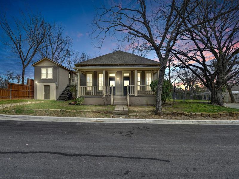 Front exterior of a new home in , Weatherford, TX, highlighting curb appeal (Image 1). Front exterior of a new home in , Weatherford, TX, highlighting curb appeal (Image 1).