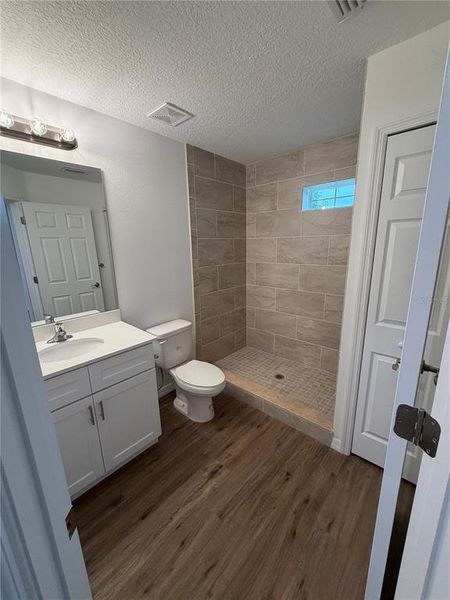 Furnished interior view inside a new home in , Bradenton (Image 4).
