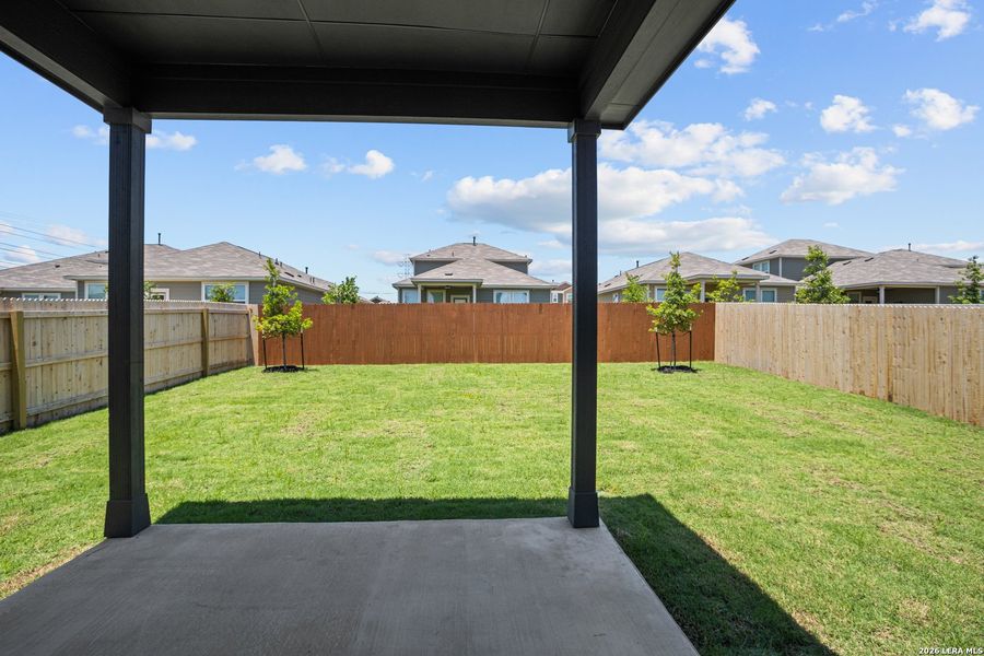 Exterior details and patio area of a home in Mesa Vista, San Antonio (Image 22).