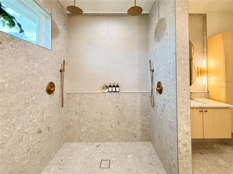 Close-up of interior finishes inside a home in , Dunnellon (Image 74).