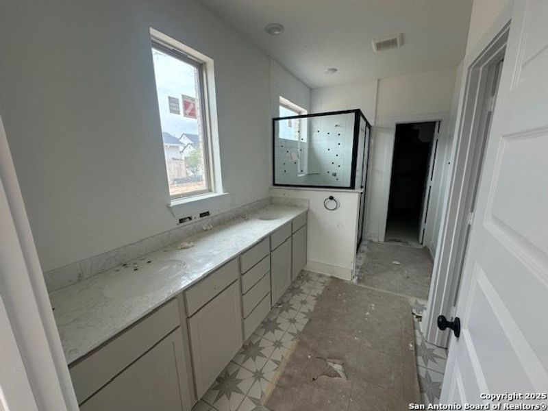 Furnished interior view inside a new home in Stillwater Ranch, San Antonio (Image 18). Furnished interior view inside a new home in Stillwater Ranch, San Antonio (Image 18).