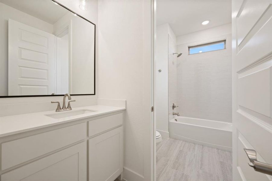 Furnished interior view inside a new home in Settlers Glen, New Fairview (Image 15).