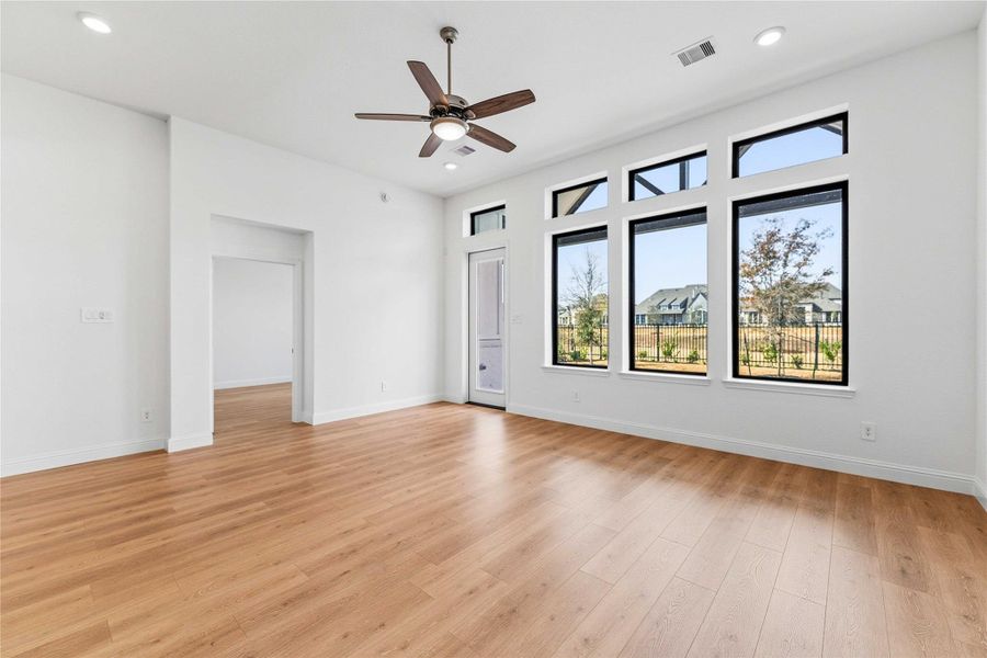 Spacious, unfurnished interior of a new home in Elyson, Katy (Image 18). Spacious, unfurnished interior of a new home in Elyson, Katy (Image 18).