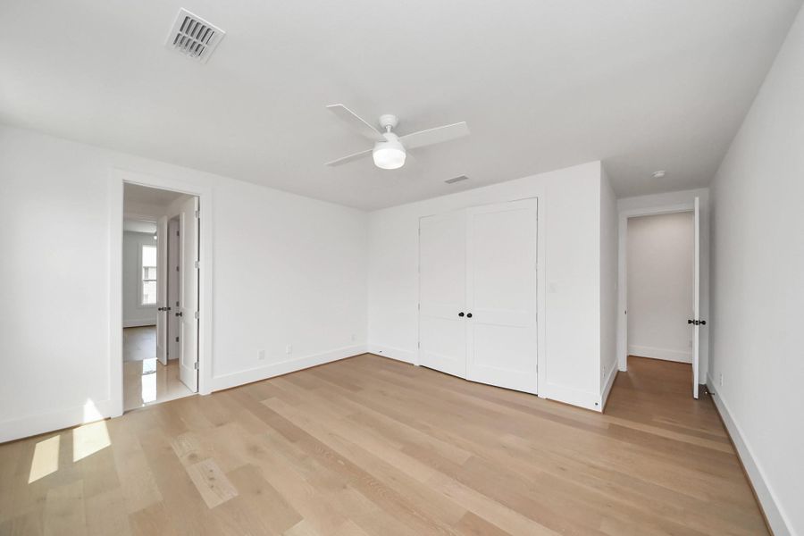Spacious, unfurnished interior of a new home in , Houston (Image 17). Spacious, unfurnished interior of a new home in , Houston (Image 17).