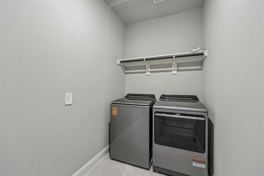 Close-up of interior finishes inside a home in Lakehaven - Premier Series, Farmersville (Image 19).