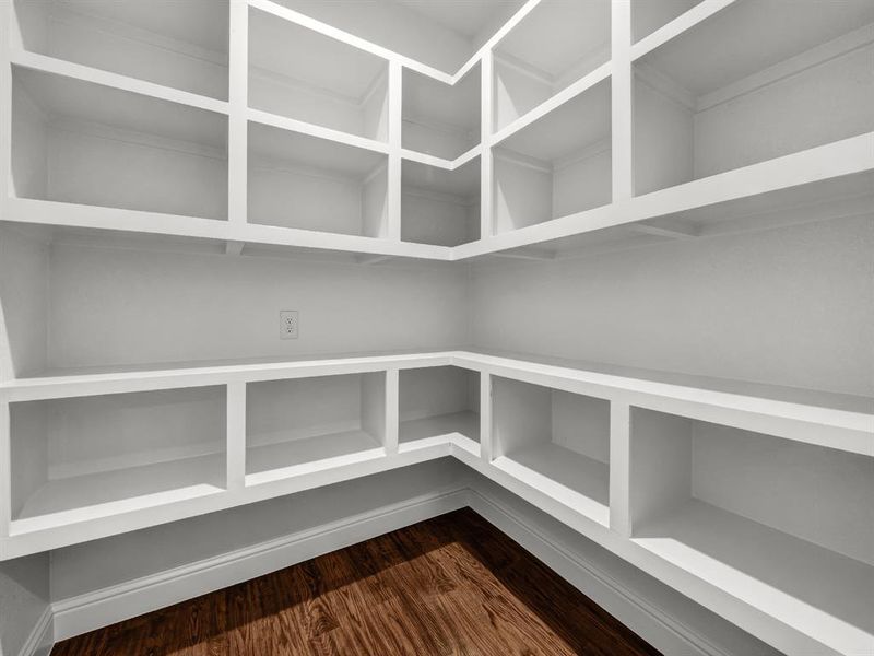 Spacious, unfurnished interior of a new home in , Weatherford (Image 24).