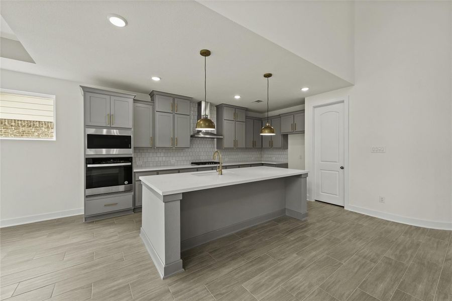 Representative image. Features, specifications, selections and colors may vary.