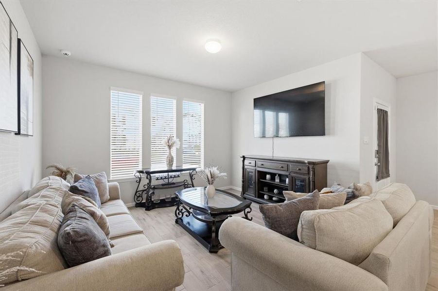 Furnished interior view inside a new home in , Fort Worth (Image 11). Furnished interior view inside a new home in , Fort Worth (Image 11).