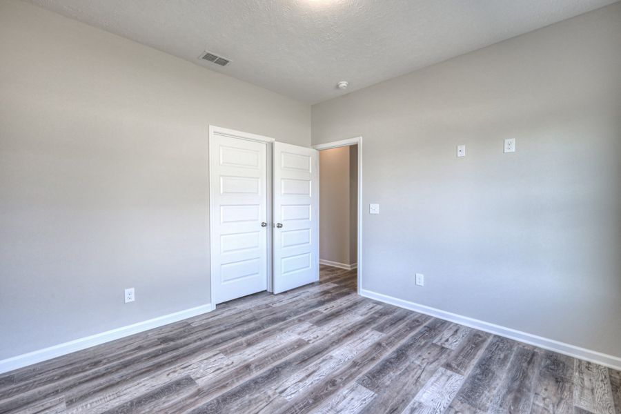 Spacious, unfurnished interior of a new home in Fox Run, Manchester (Image 17). Spacious, unfurnished interior of a new home in Fox Run, Manchester (Image 17).
