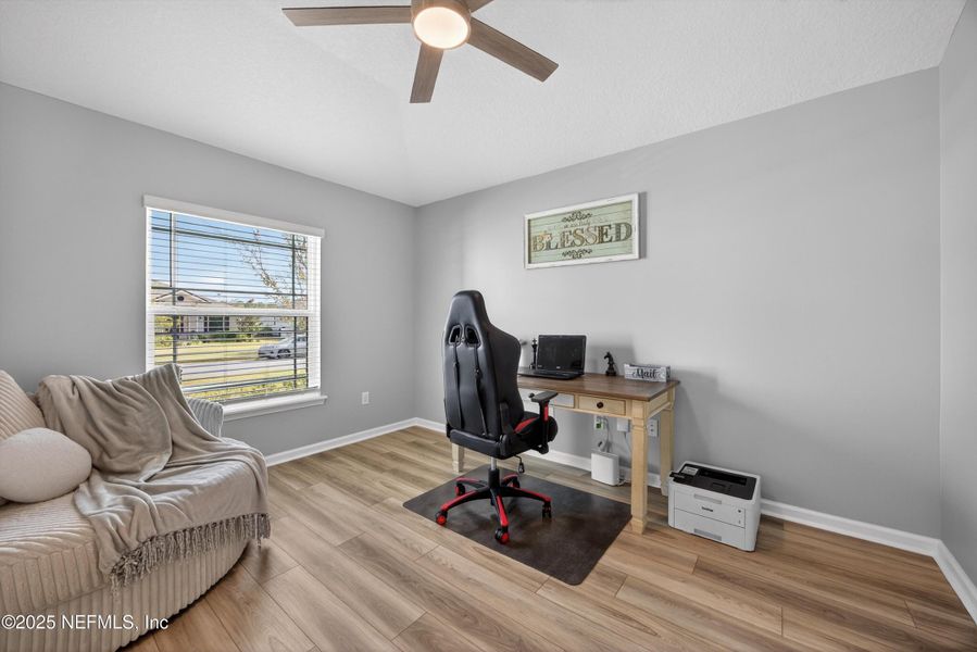 Furnished interior view inside a new home in , Middleburg (Image 18). Furnished interior view inside a new home in , Middleburg (Image 18).
