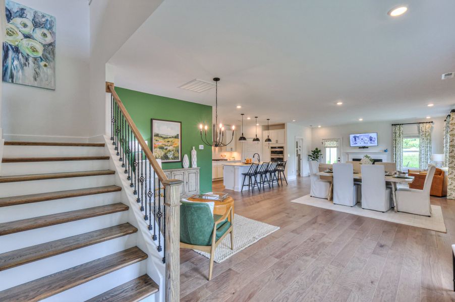 *Furnished model home example. Selections & finishes may vary. *Furnished model home example. Selections & finishes may vary.