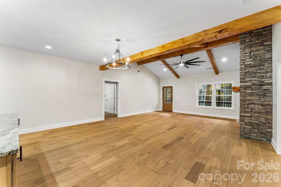 Spacious, unfurnished interior of a new home in , Nebo (Image 20).