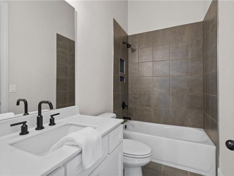 Image 100 of a home in The Village at Towne Lake.