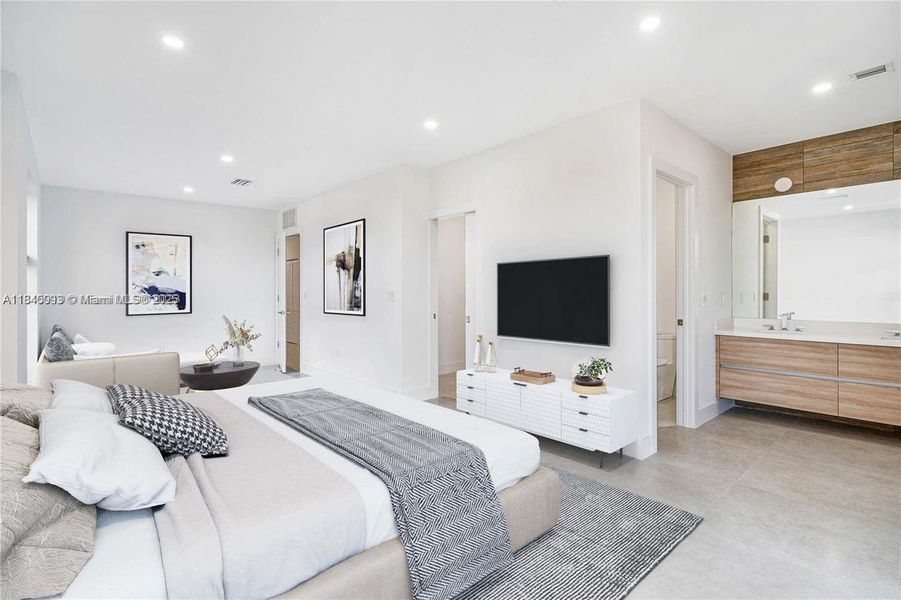 Furnished interior view inside a new home in , Miami (Image 7).