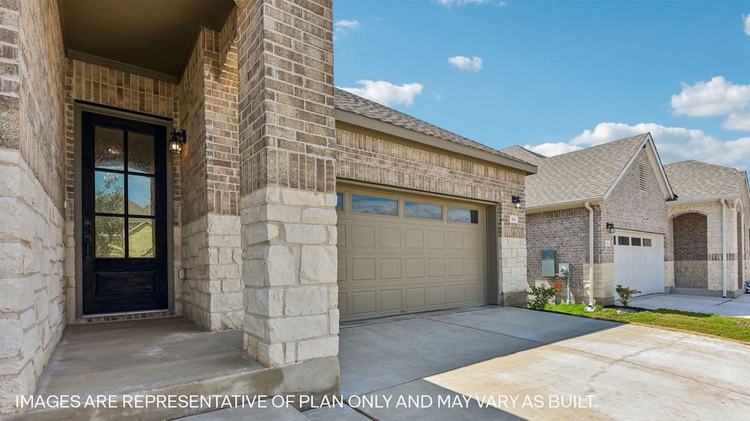 Exterior details and patio area of a home in Rosenbusch Ranch, Leander (Image 3).