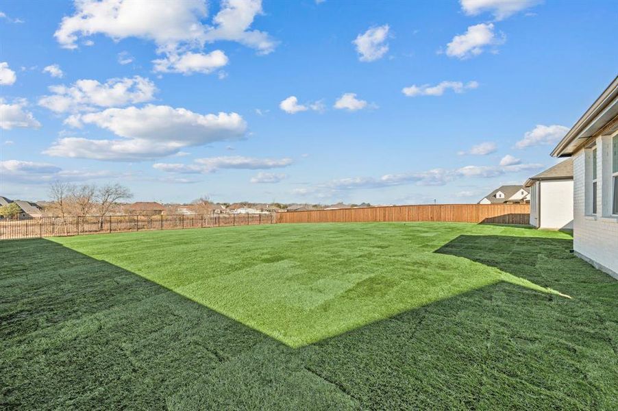 Exterior details and patio area of a home in , Haslet (Image 23).