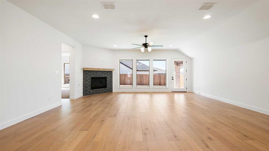 Spacious, unfurnished interior of a new home in Devonshire, Forney (Image 15).