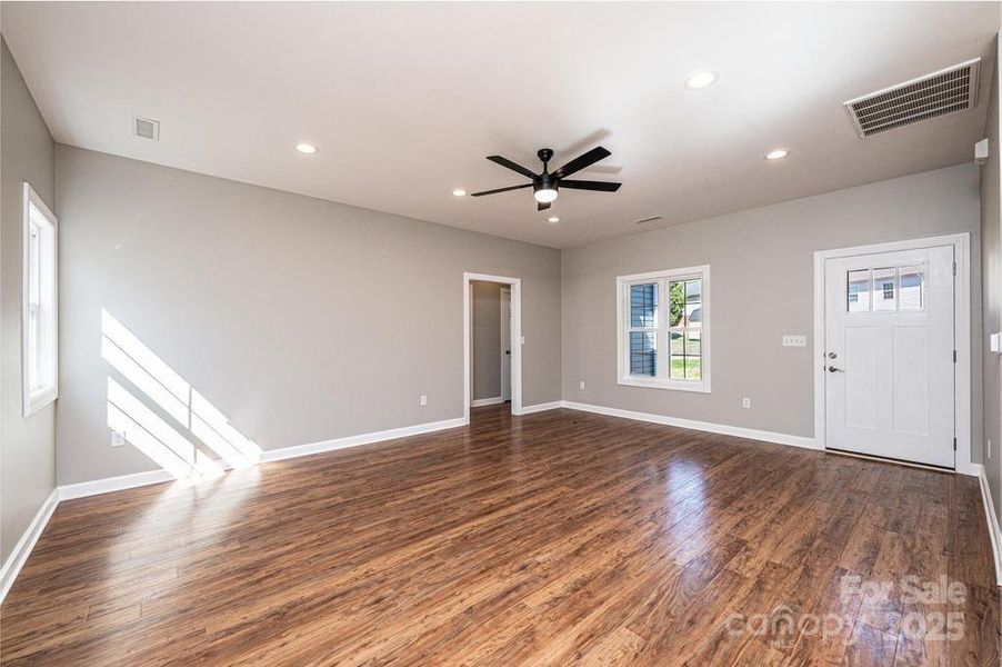 Spacious, unfurnished interior of a new home in , Hickory (Image 19).