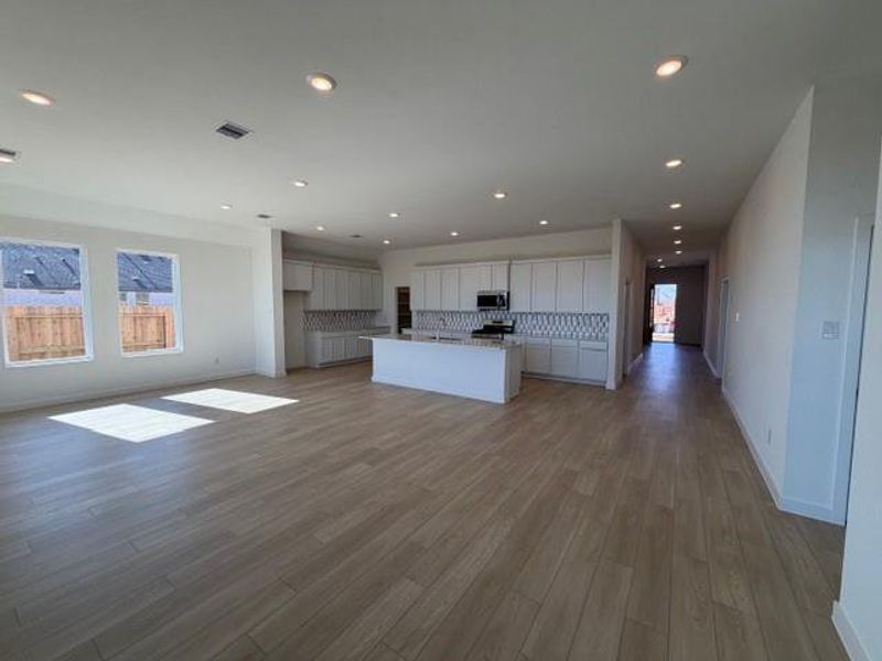 **Photos are representative only. This is not the actual home.** **Photos are representative only. This is not the actual home.**