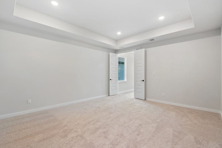 Spacious, unfurnished interior of a new home in Lagos Reserve, Manor (Image 37). Spacious, unfurnished interior of a new home in Lagos Reserve, Manor (Image 37).