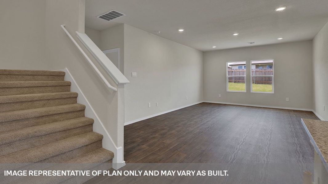 Spacious, unfurnished interior of a new home in Arroyo Ranch, Seguin (Image 23).
