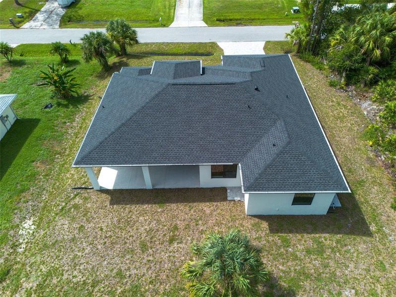 Exterior details and patio area of a home in , North Port (Image 33).