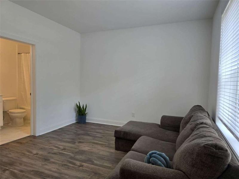 Image 31 of a home in .