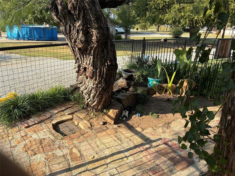 Image 24 of a home in . Image 24 of a home in .