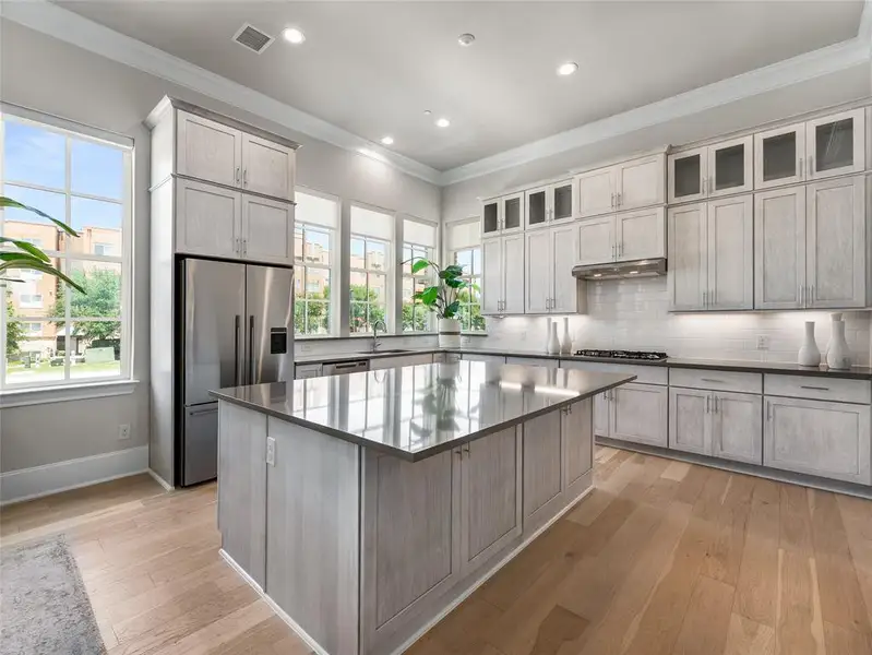 Furnished interior view inside a new home in , Irving (Image 8).