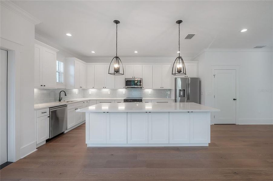 Furnished interior view inside a new home in , Tampa (Image 6). Furnished interior view inside a new home in , Tampa (Image 6).