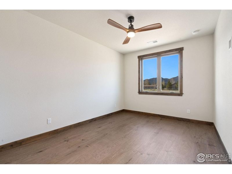 Spacious, unfurnished interior of a new home in , Estes Park (Image 20).