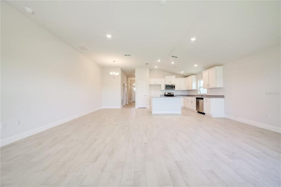 Image 20 of a home in Aviary at Rutland Ranch.