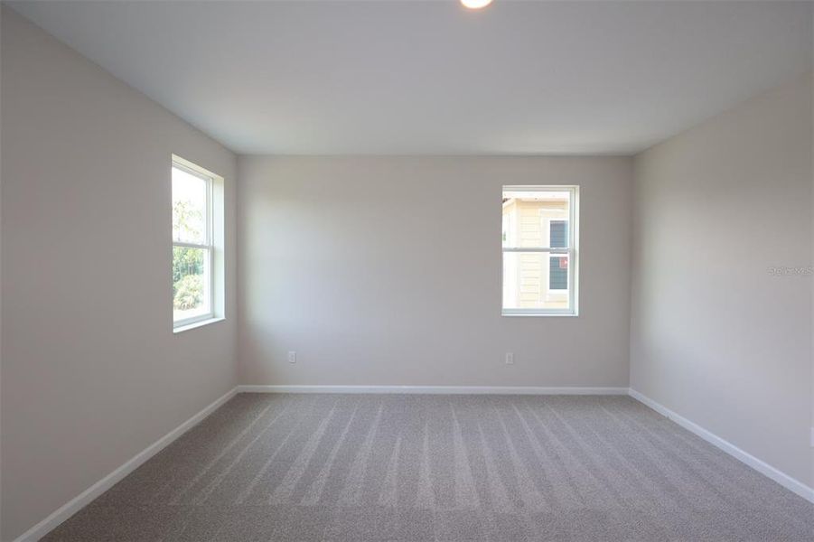 Spacious, unfurnished interior of a new home in Center Lake on the Park, St. Cloud (Image 11).