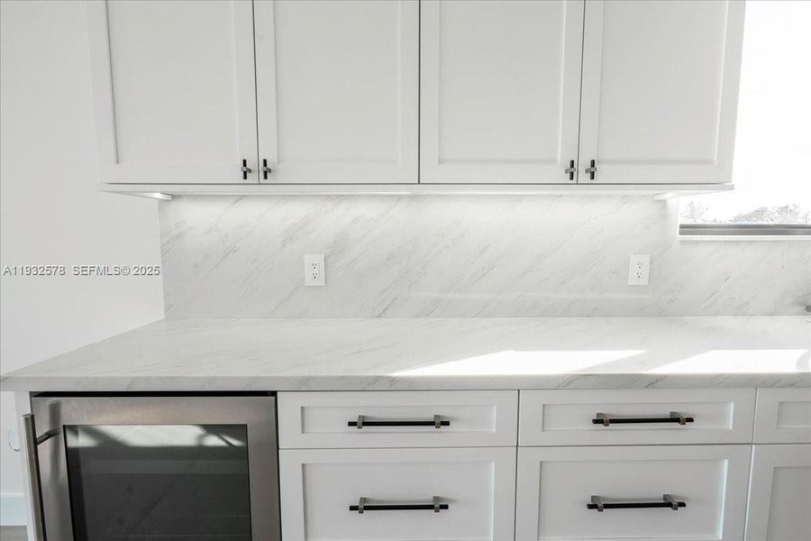 Image 81 of a home in .